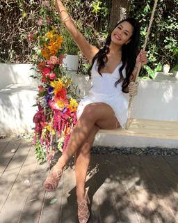 Katya Henry feet photo thumbnail