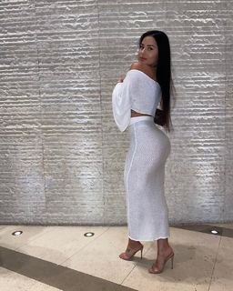 Katya Henry feet photo thumbnail