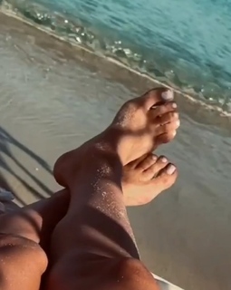 Katya Tarabanko feet photo 10