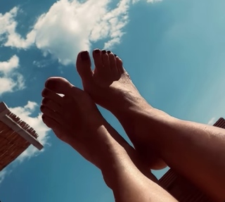 Katya Tarabanko feet photo 7