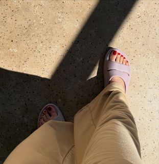 Katya Tarabanko feet photo 10