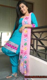 Kaur. B. feet photo 2