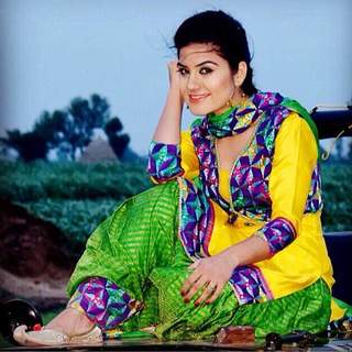 Kaur. B. feet photo 11