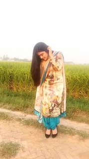 Kaur. B. feet photo 4