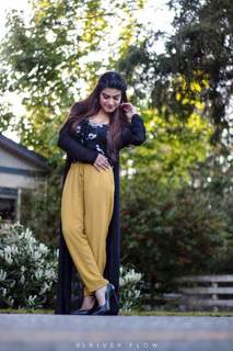 Kaur. B. feet photo 17