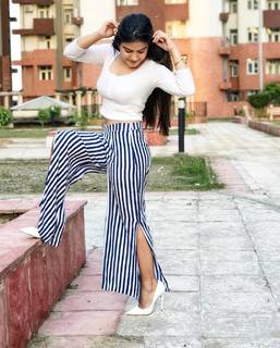 Kaur. B. feet photo 8