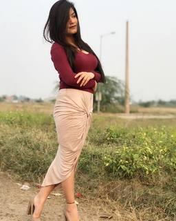 Kaur. B. feet photo 4
