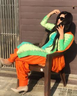 Kaur. B. feet photo 18