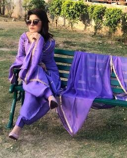 Kaur. B. feet photo 13