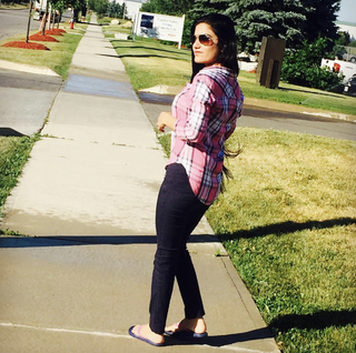 Kaur. B. feet photo 7