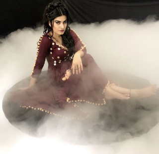Kaur. B. feet photo 2