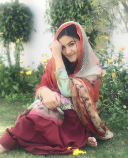 Kaur. B. feet photo 19