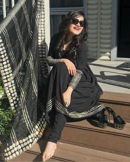 Kaur. B. feet photo 5