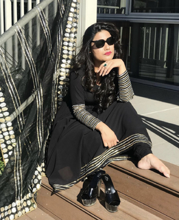 Kaur. B. feet photo 2