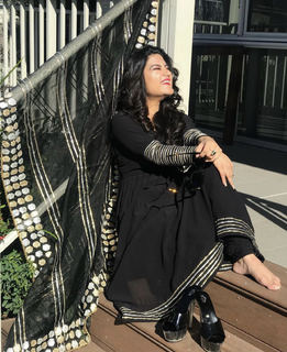 Kaur. B. feet photo 1