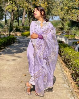 Kaur. B. feet photo 19