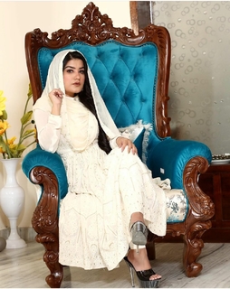 Kaur. B. feet photo 5