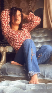 Kaur. B. feet photo 6
