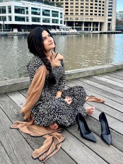 Kaur. B. feet photo 7