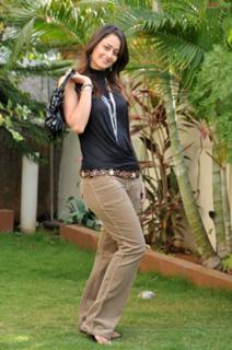 Kaveri Jha feet photo 12