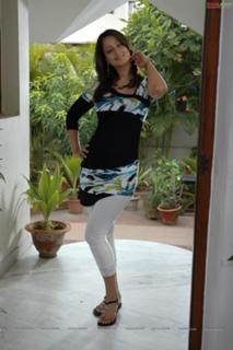Kaveri Jha feet photo 9