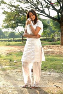 Kaveri Jha feet photo 2