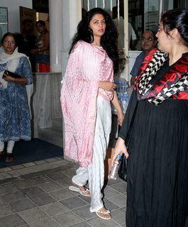 Kavita Kaushik feet photo 16