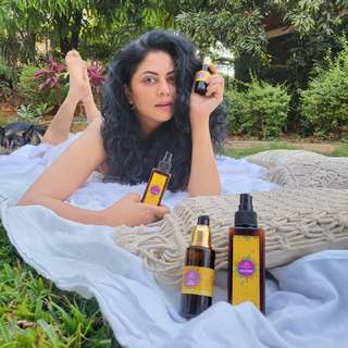 Kavita Kaushik feet photo 15