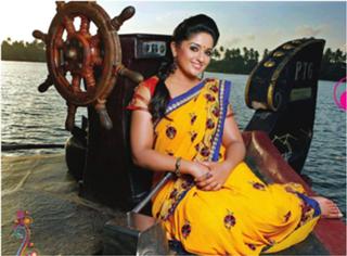 Kavya Madhavan feet photo thumbnail