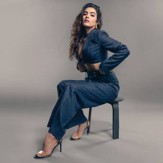 Kavya Thapar feet photo 7
