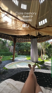 Kavya Thapar feet photo 14