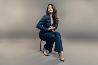 Kavya Thapar feet photo 8