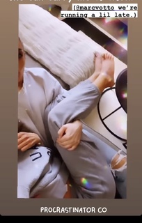 Kay Adams feet photo thumbnail