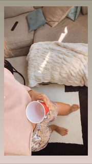 Kay Adams feet photo thumbnail