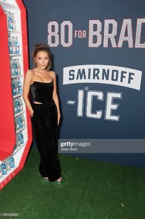 Kay Adams feet photo thumbnail