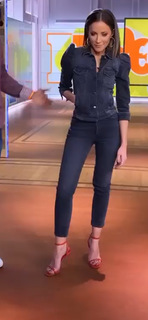 Kay Adams feet photo thumbnail
