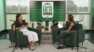 Kay Adams feet photo thumbnail