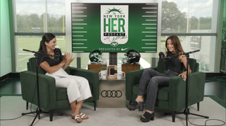Kay Adams feet photo thumbnail
