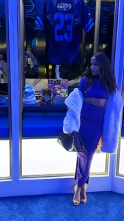 Kay Adams feet photo thumbnail