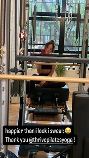 Kay Adams feet photo thumbnail
