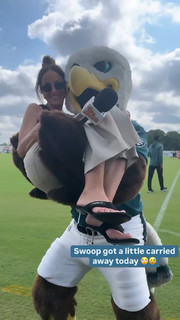 Kay Adams feet photo thumbnail