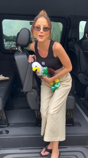 Kay Adams feet photo thumbnail