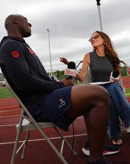 Kay Adams feet photo thumbnail