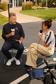 Kay Adams feet photo thumbnail