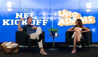 Kay Adams feet photo thumbnail