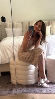Kay Adams feet photo thumbnail