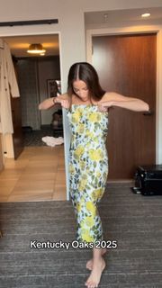 Kay Adams feet photo thumbnail