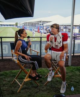 Kay Adams feet photo thumbnail