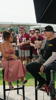 Kay Adams feet photo thumbnail