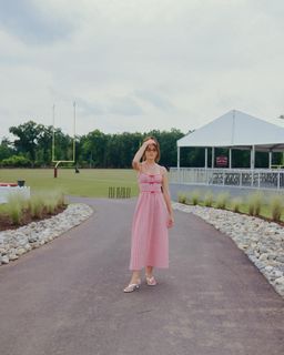 Kay Adams feet photo thumbnail